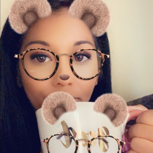 Meet your Posher, Jackie - Picture 1 of 1